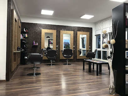 Coiffure Velly in Schwieberdingen | Dein Friseur ohne Termine