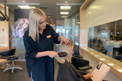 DIE FRISEURE - Breuninger Sindelfingen