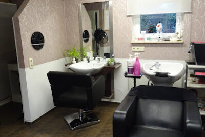 Der Friseurladen Agnes Schipke