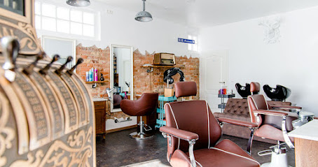 Der Salon | Lisa Buxmann