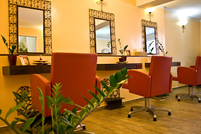 Der etwas ANDERE Friseur - Martina Maass