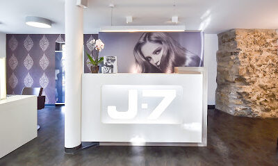 Friseur Waiblingen J.7 hair lounge