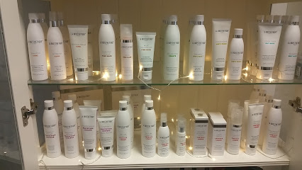 Friseursalon & Kosmetikstudio Mit Haut und Haar