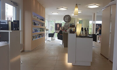 HAIR by Christiane Waadt