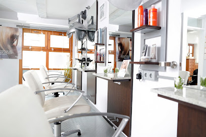Haarstudio Cut+More Brigitte Kendel