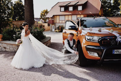 Hair and MakeUp Artist by Verena Keppler - mobile Friseurmeisterin