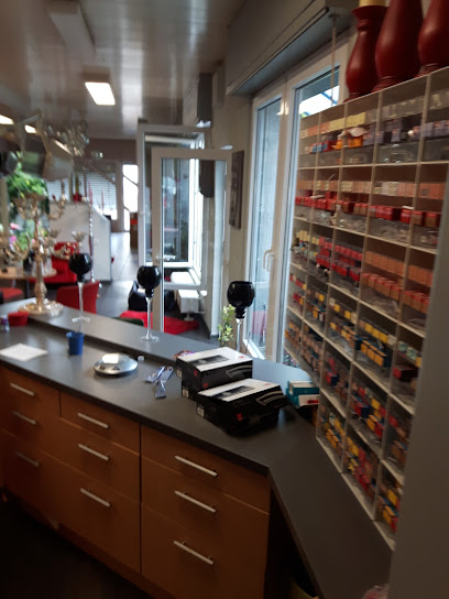 Hautnah Friseur & Kosmetik