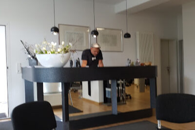 Karlheinz Schmidt Friseursalon