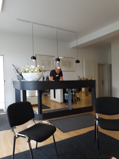 Karlheinz Schmidt Friseursalon