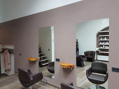 KonstantinaS Hair & Beauty