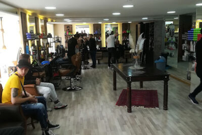 Memo's barber shop
