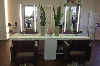 Michaela Miller Hair · Beauty · Make Up