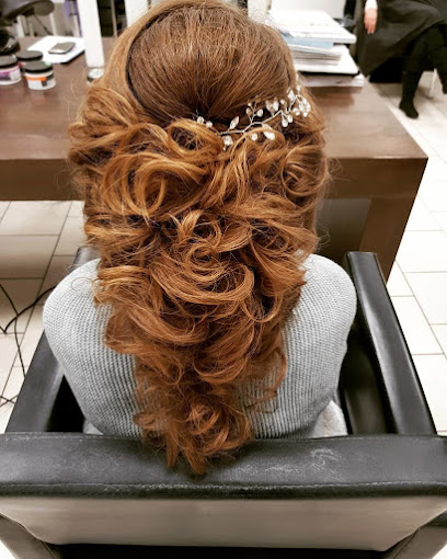 Salon Alona