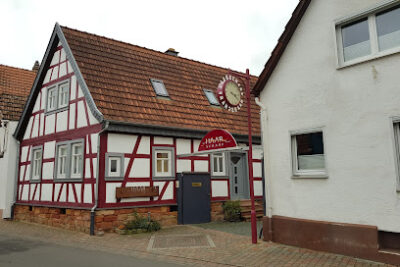 Salon Haarscharf