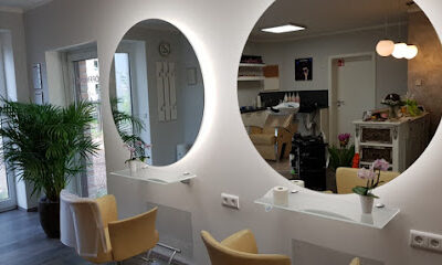 Salon Haarscharf