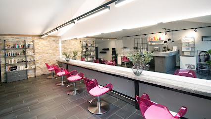 VIRGINIE BOLLINGER HAIR & BEAUTY