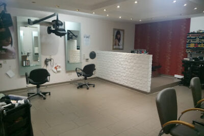 Vicki's Hair and Beauty Studio