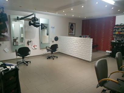 Vicki's Hair and Beauty Studio