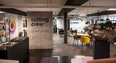 cutting crew